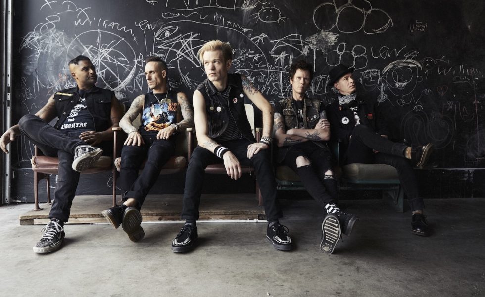 SUM 41 // Release New Single ‘Waiting On A Twist Of Fate’