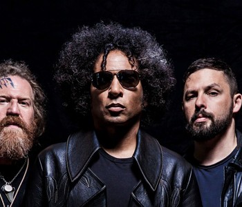 GIRAFFE TONGUE ORCHESTRA // Supergroup Reveals Album ‘Broken Lines’