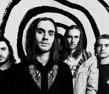 DEADLIGHTS // Sign To Greyscale, Reveal Debut Album