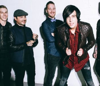 SLEEPING WITH SIRENS // Clawing Up From Despair