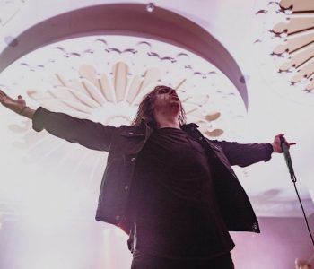 HARD NOISE: UNDEROATH // Tease New Track