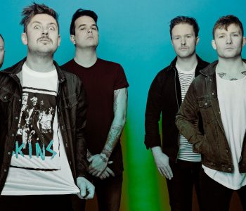 CAPTIVES // PREMIERE—Cool New Single ‘Paint It In Blue’