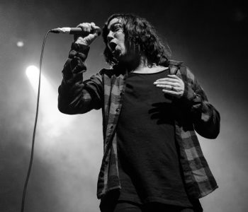 SLEEPING WITH SIRENS // Go Go Go (Somewhere Else)