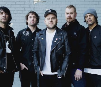 THE BRONX // Muy Picante Rock ‘n’ Roll