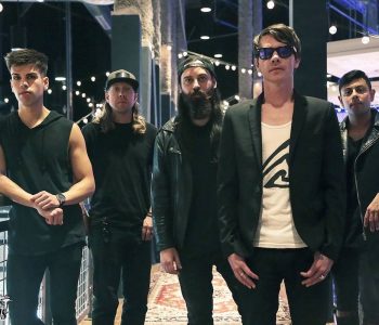 THE RED JUMPSUIT APPARATUS // Woken Warriors