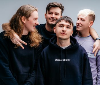 WOES // Release New Single ‘Suburbs’