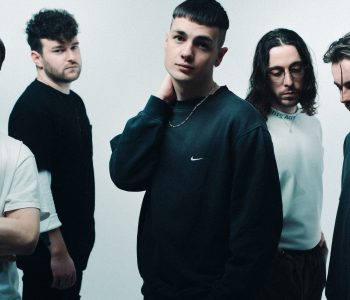 BOSTON MANOR // Glue