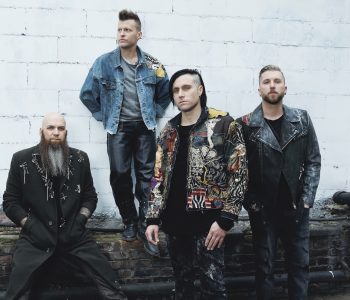 THREE DAYS GRACE // Debut Cover Of Gotye’s ‘Somebody That You Used to Know’.