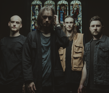 DEADLIGHTS // Unleash New Single ‘Born of a Lie’
