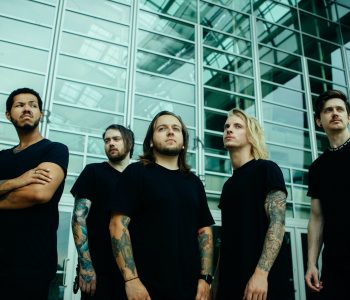 HOLLOW FRONT // Share New Single, ‘Treading Water’