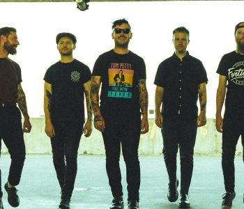 PREMIERE: CAPTIVES // Miles Away
