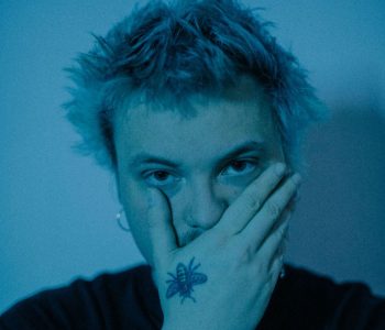 PREMIERE: VAINES  // Share Feel Good Music Video For ‘Party That Never Ends’