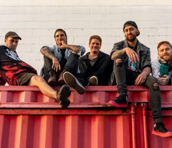 FINGER TIGHT // Drop New Single ‘My Inner Child Is In Amityville’