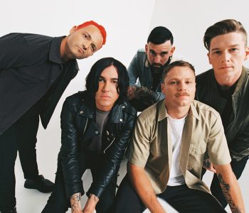 SLEEPING WITH SIRENS // On Returning To Their Roots For Album Number 7 ‘Complete Collapse’