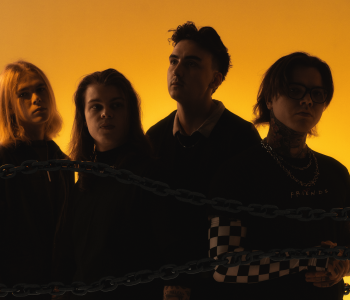 HEADWRECK // Reflection Room