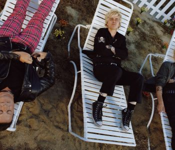 GREEN DAY // Saviors
